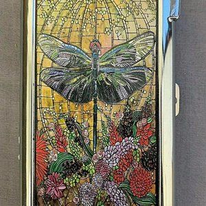 Dragon Fly Cigarette Accessory Case W/Built IN Butane Lighter